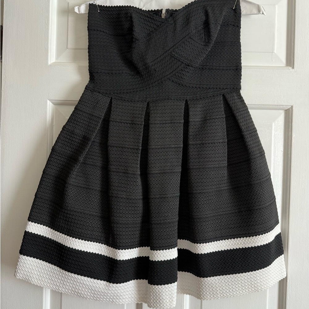 Sans Souci Strapless Black and White Dress